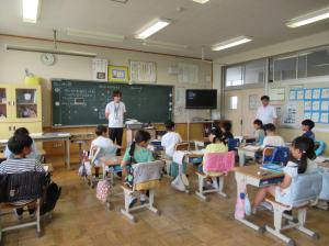 R8 3年算数「円と球」4