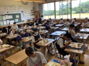 7.8給食２