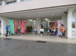 R8　あいさつ運動学年ごと６